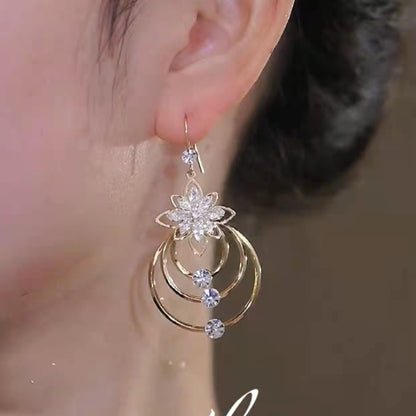 Women's Elegant Fashion Zircon Geometric Earrings