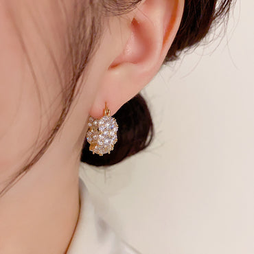 Stylish Zircon Round Hoop Earrings For Women - Zentrova - Alternative View