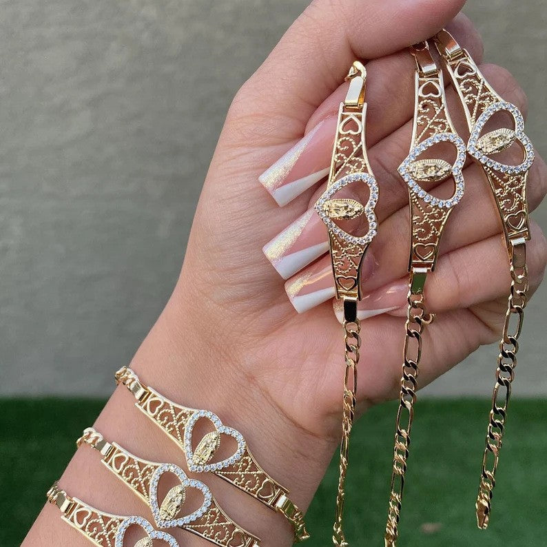 Womens Loving Mother Mary Prayer Bracelet - Zentrova