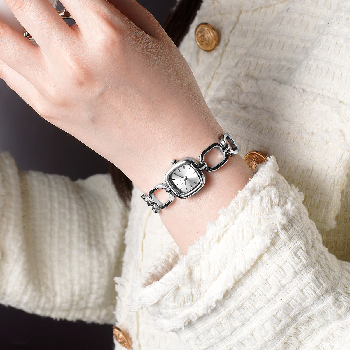 Retro Square Quartz Watch For Women - Zentrova