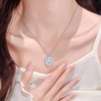 Eight Treasures Compass Rotating Necklace - Zentrova
