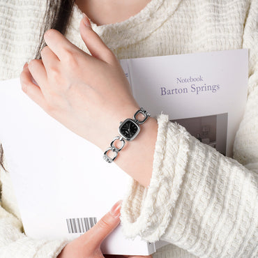 Retro Square Quartz Watch For Women - Zentrova - Alternative View